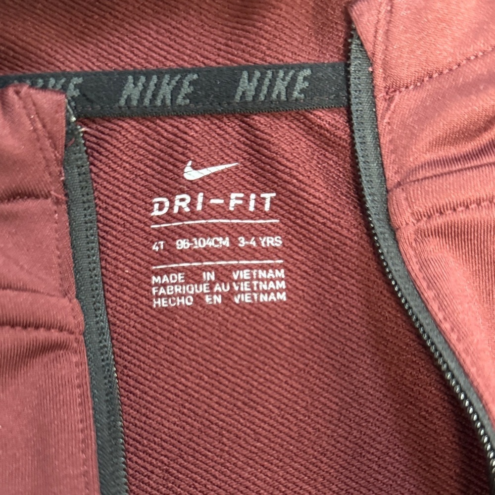 Nike dri-fit Kids 4TBurgundy Hoodie Jacket - Picture 2 of 7